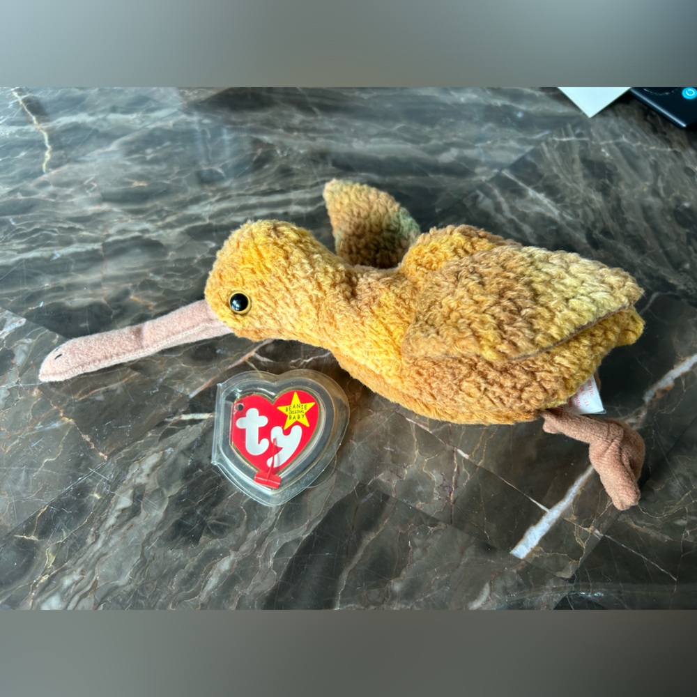 ty Beanie Babies collection “Beak” the kiwi 1998
